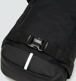 Oakley Peak RC Backpack Blackout 18 L -Jack Wolfskin shop thumb d gallery base d077576c